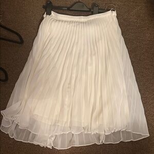 NWT Topshop White A-Line Pleated Skirt